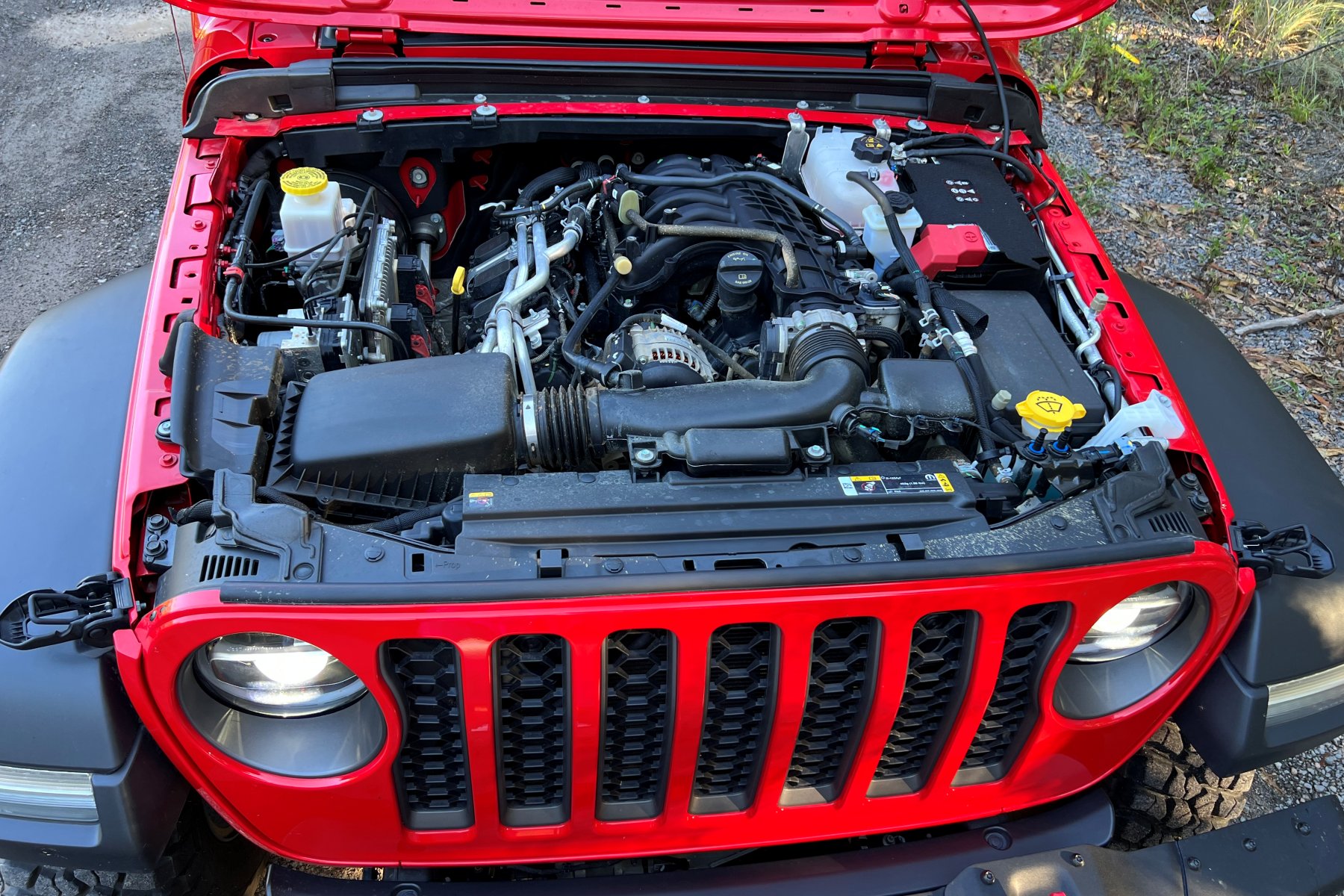 Jeep Gladiator Rubicon 2023 engine