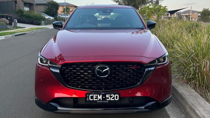 Mazda CX-5 Akera front grill and bonnet