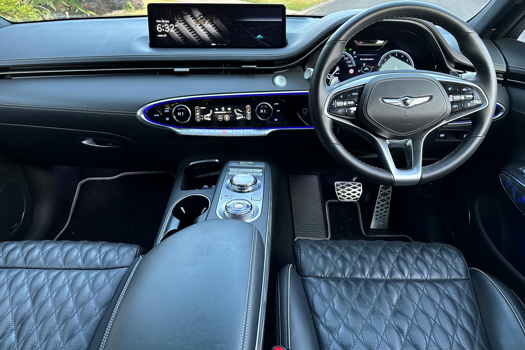 Genesis GV70 2.5T Luxury Sportline AWD SUV front interior 1