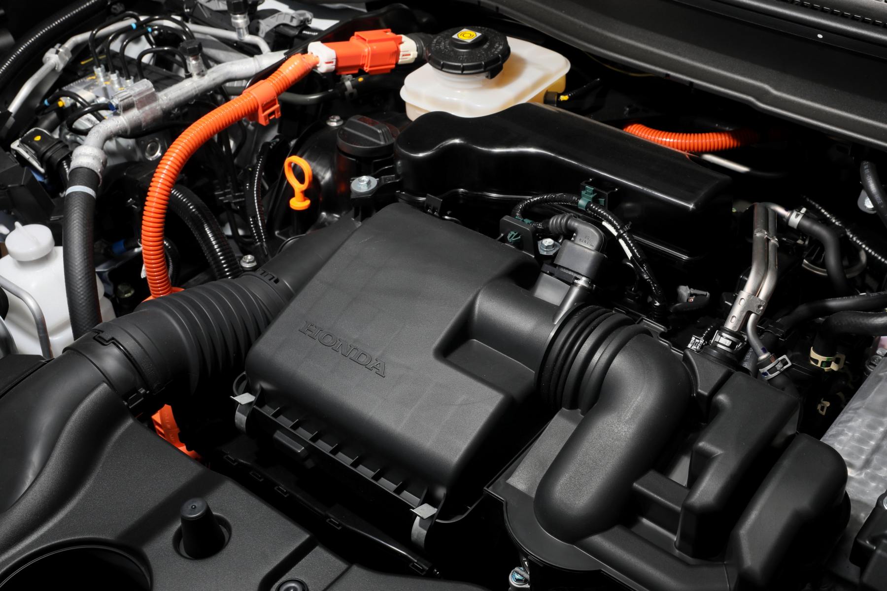 Honda HR-V eHEV L engine 2