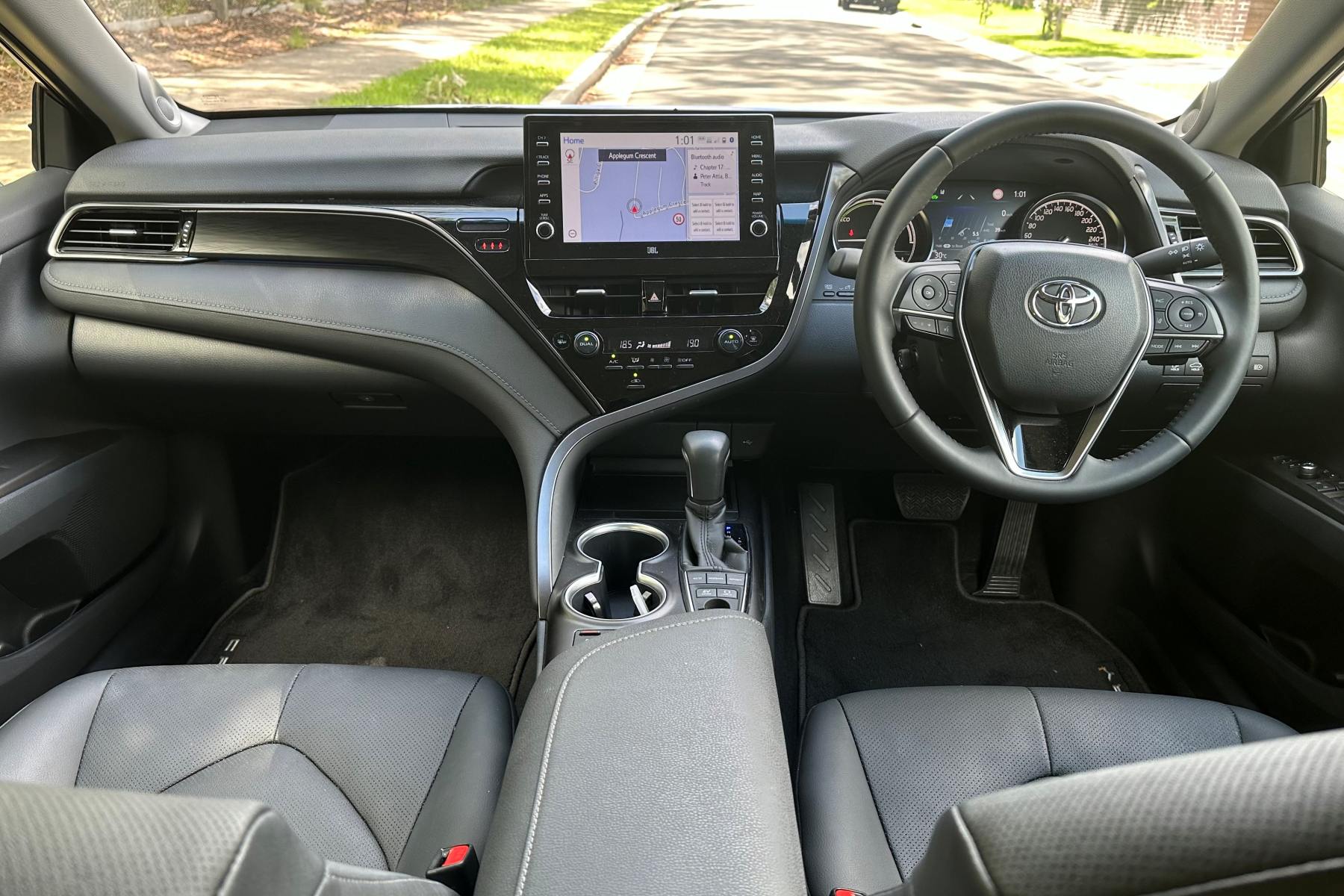 Toyota Camry Hybrid SL 2024 interior front 1