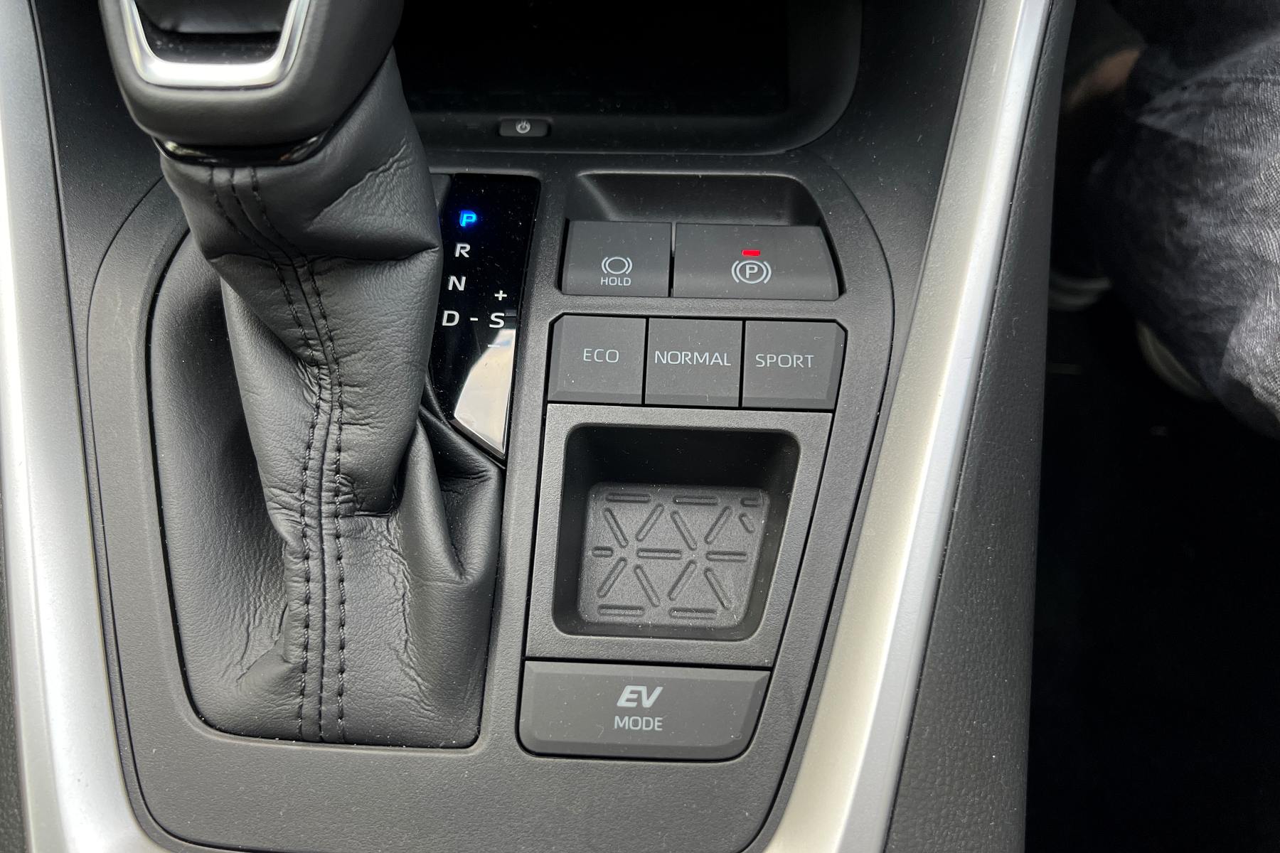 Toyota RAV4 Hybrid GXL front wheel drive EV Mode and drive modes 1