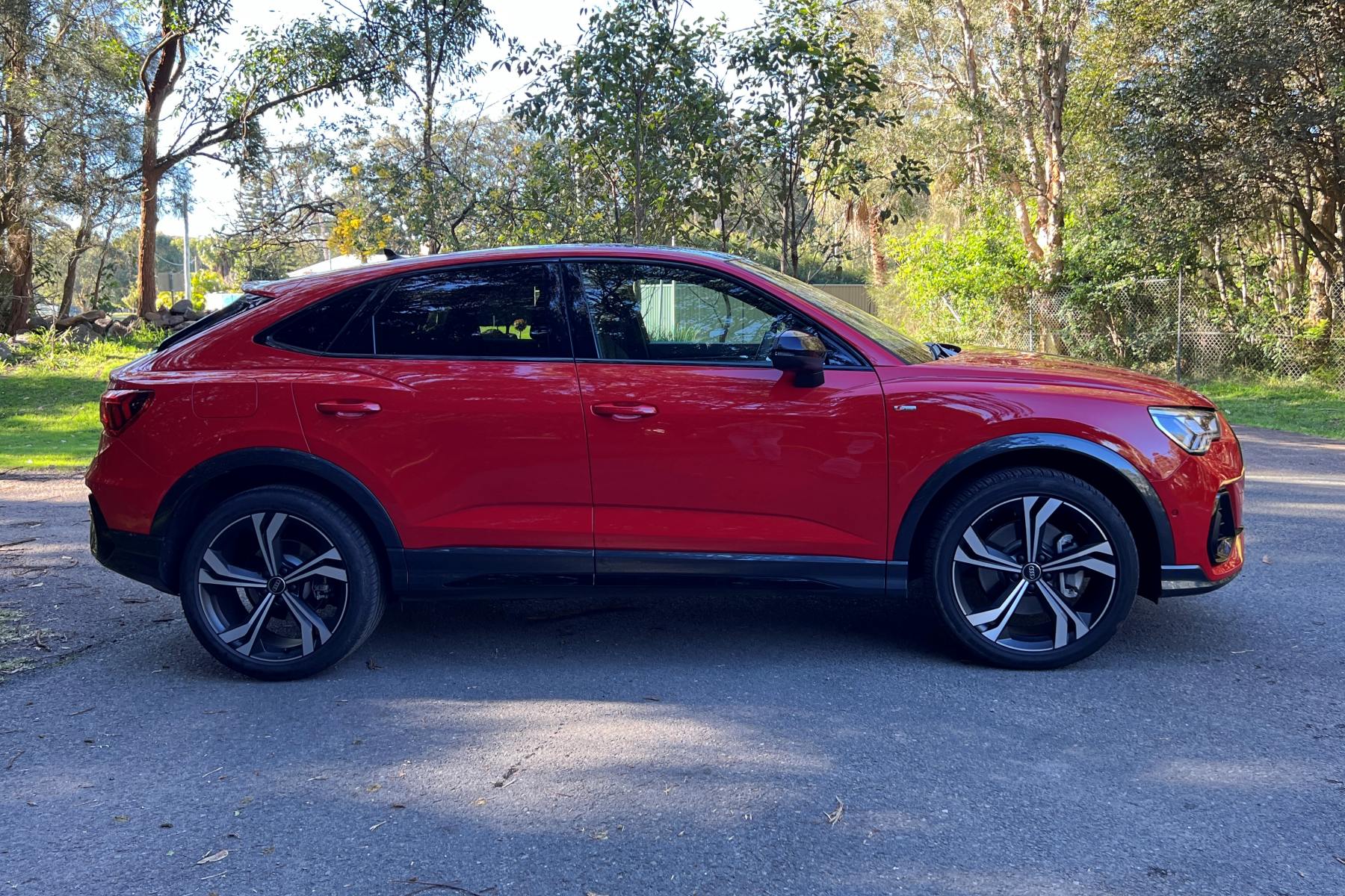 Audi Q3 40 TFSI Sportback quattro profile 1