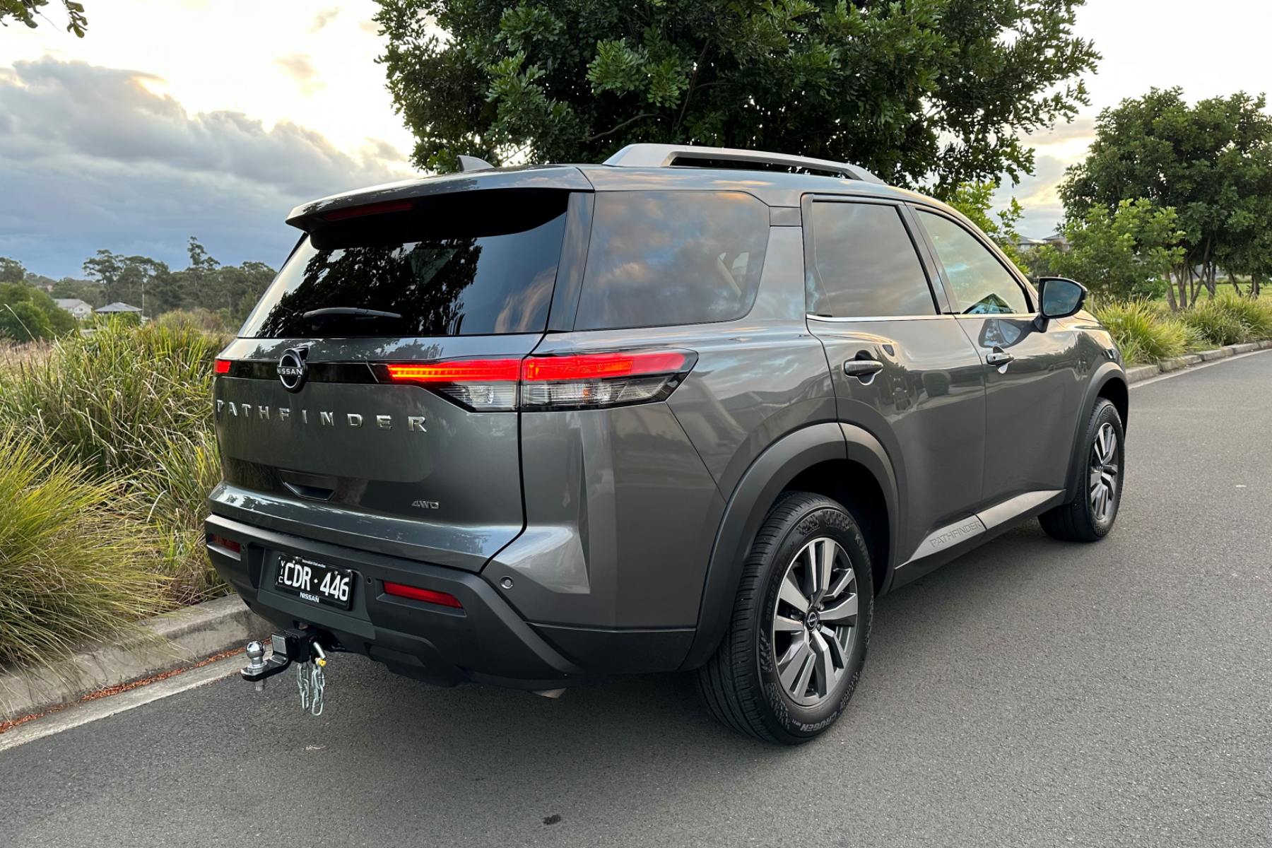 2023 Nissan PathfinderTi exterior rear qtr