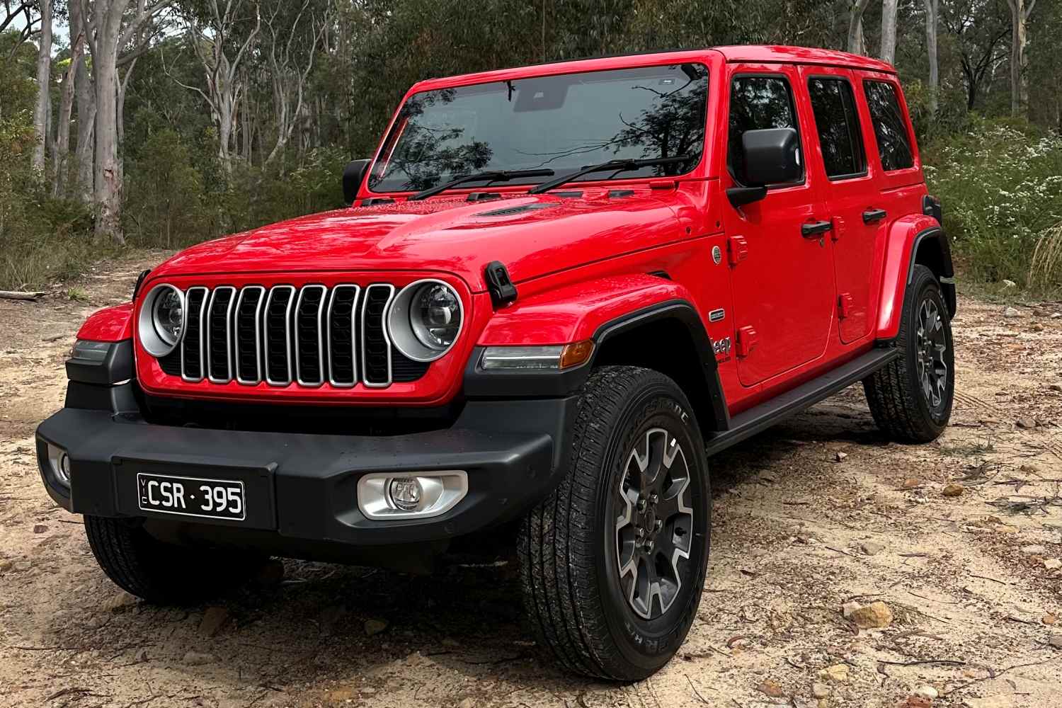 2025 Jeep Wrangler Overland front qtr 1