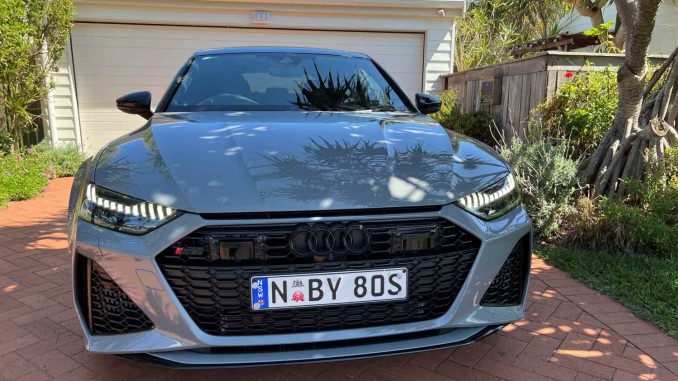 Audi RS7 Sportback Performance front grill 1