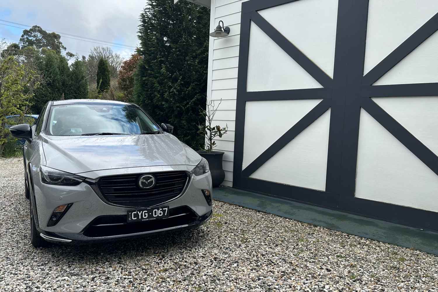 Mazda CX-3 Touring SP exterior front 2