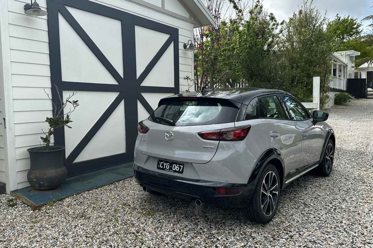 Mazda CX-3 Touring SP exterior rear 1