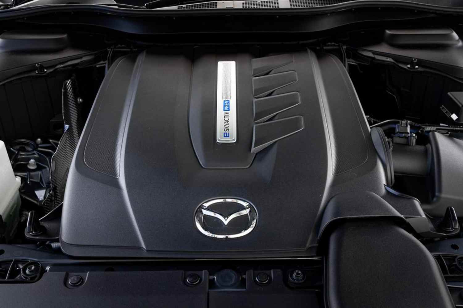 Mazda CX-60 P50e Evolve PHEV engine 1