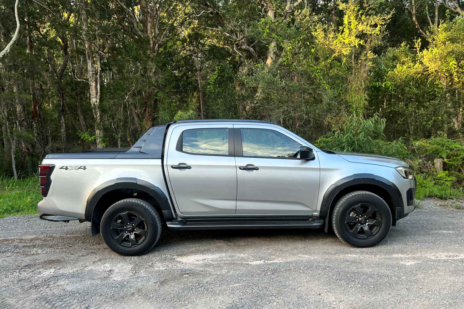 Isuzu D-Max X-Terrain profile