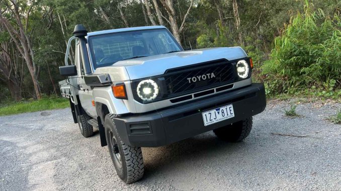 Toyota LC79 Workmate SCC front 1