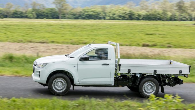 22MY Isuzu D-MAX 4x2 SX Single Cab Chassis Mineral White