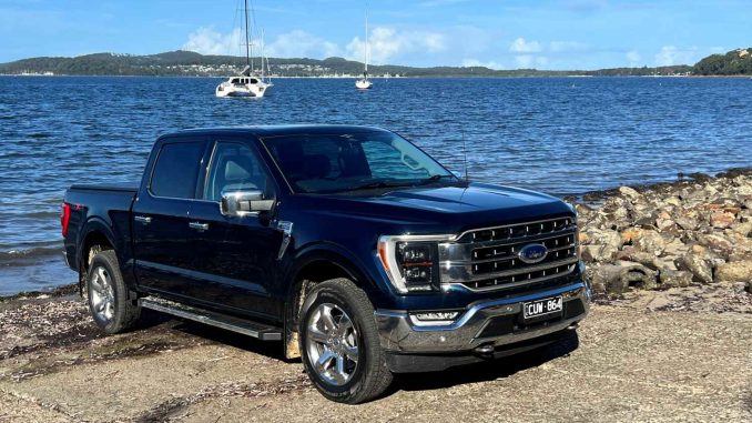 Ford F-150 Lariat