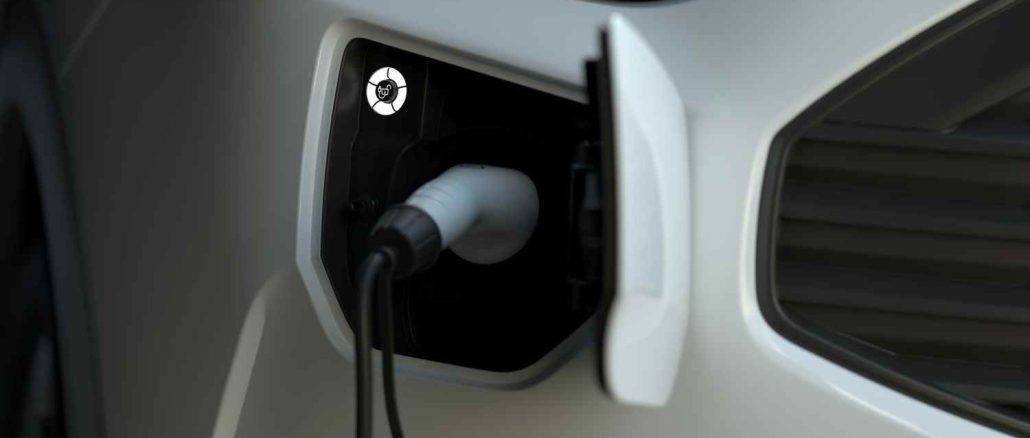 MY2025.75 Ford Transit Custom PHEV Trend LWB - Charge Port