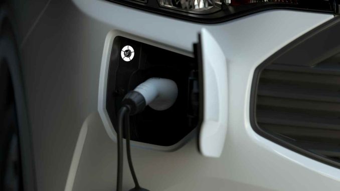 MY2025.75 Ford Transit Custom PHEV Trend LWB - Charge Port