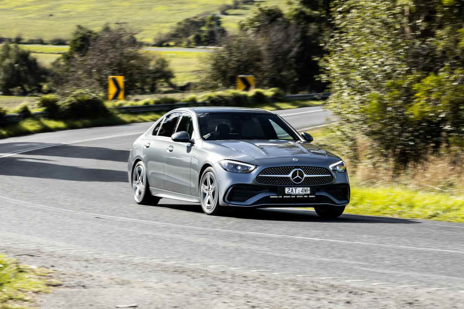Mercedes-Benz_C350e_037_HR