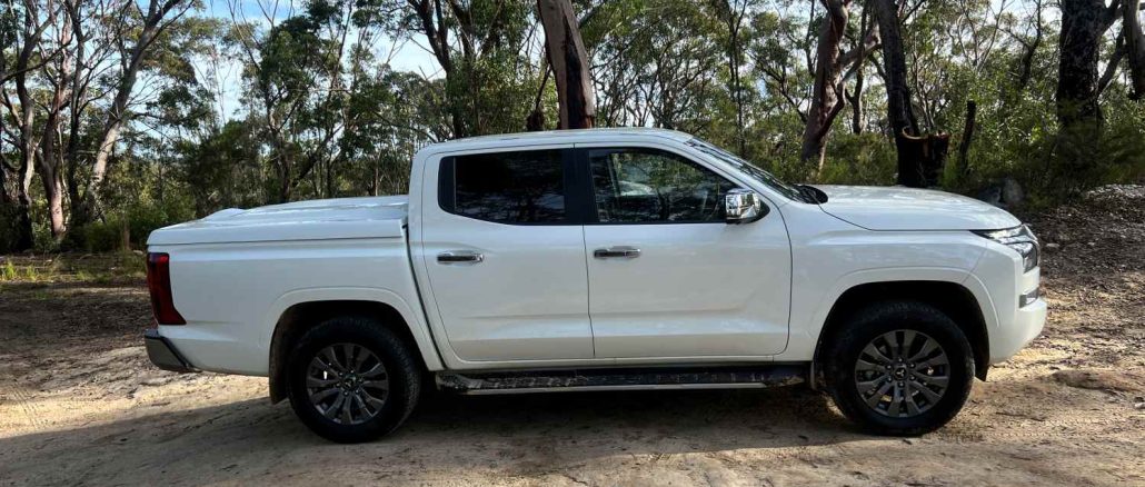 Mitsubishi Triton GLS profile