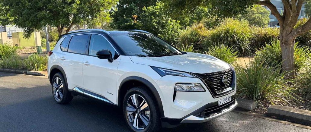 Nissan X-Trail TI e-power e-4orce front quarter 1