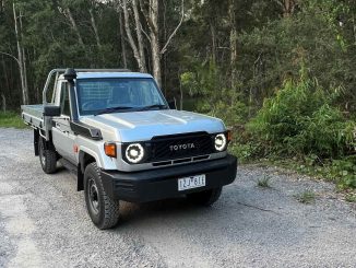 Toyota LC79 Workmate SCC front 2