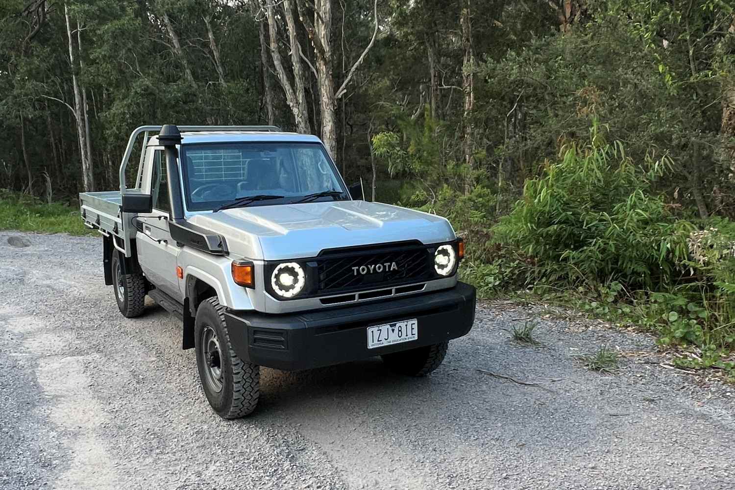 Toyota LC79 Workmate SCC front 2