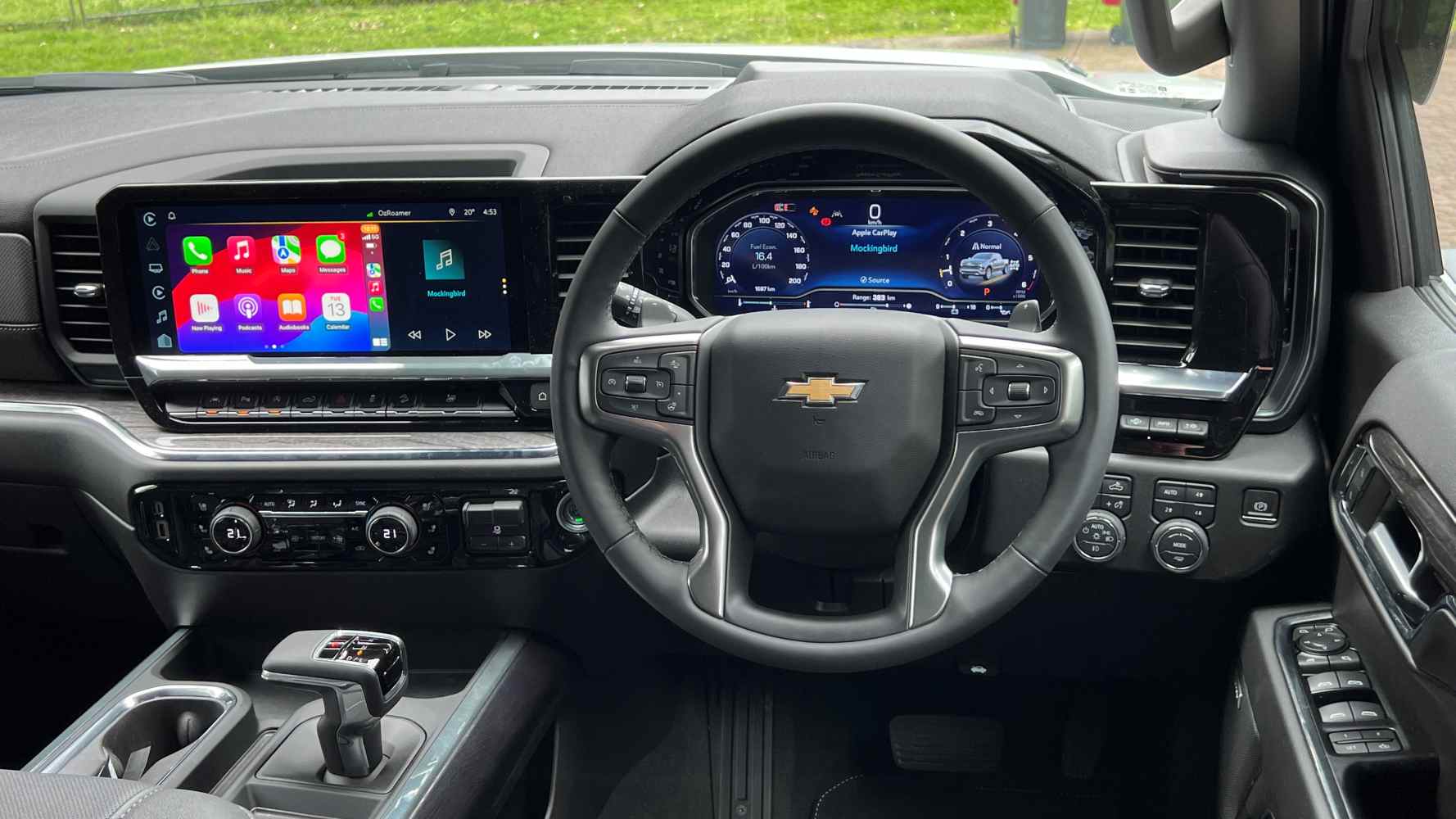 2024 Chevrolet front interior 2