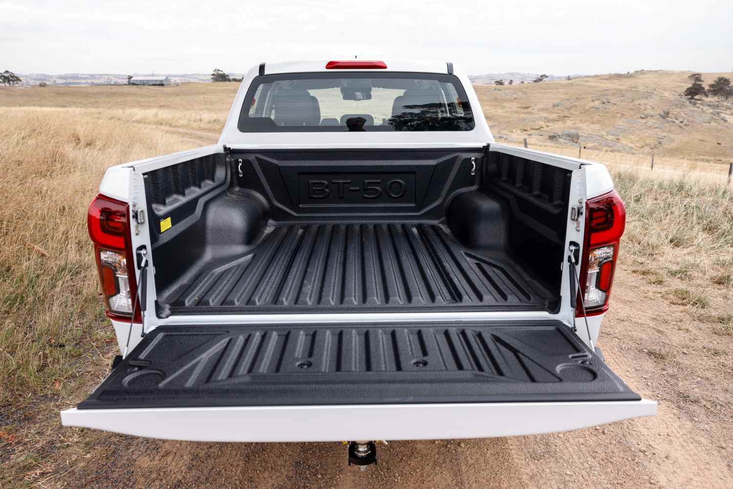 2025 Mazda BT-50 GT Rear tub 1