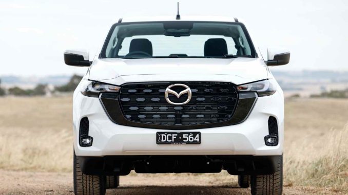 2025 Mazda BT-50 GT interior 3