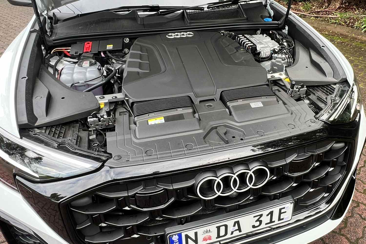Audi Q8 50 TDi quattro S-Line engine 1