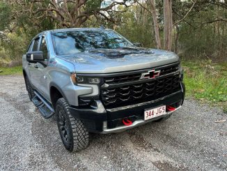 Chevrolet ZR2 exterior front 1