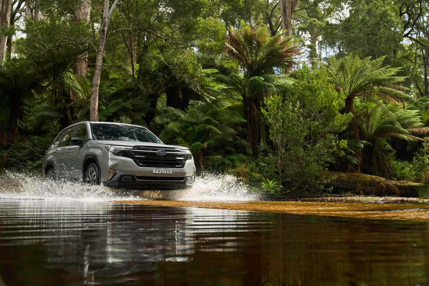 Forester AWD Hybrid Touring_2