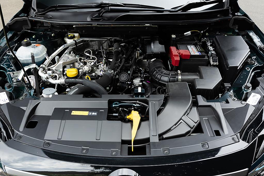 Nissan QASHQAI Ti 2025 rear quarter 1