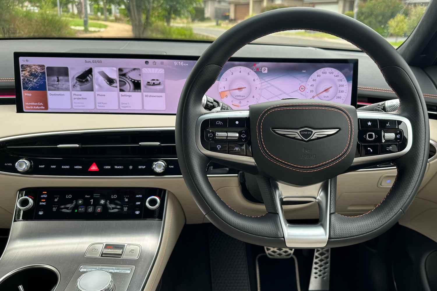 Genesis GV70 3.5T Signature Sport interior 2