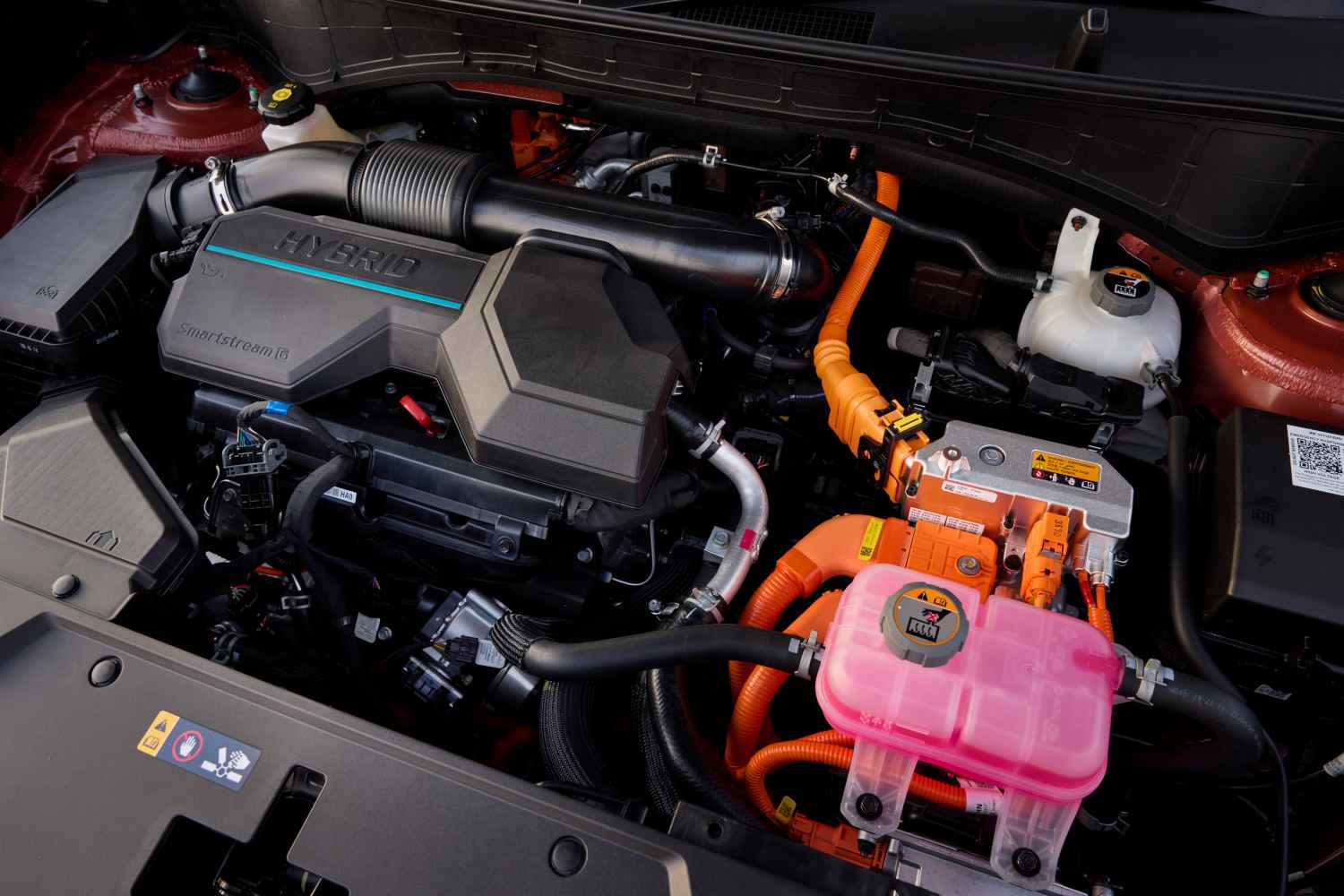 Hyundai Santa Fe Caligraphy HEV engine hybrid