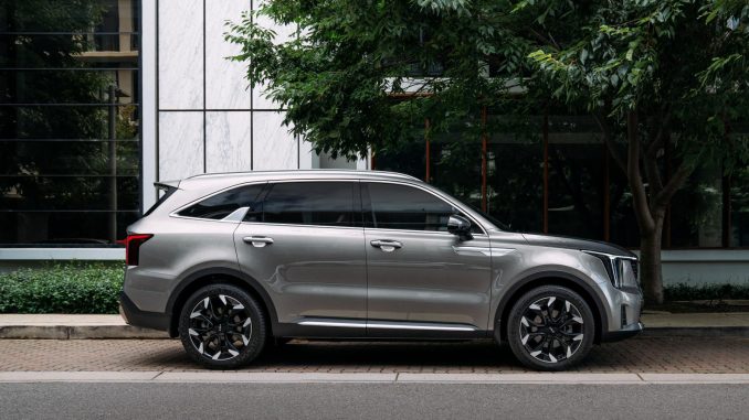 2024 Kia Sorento GT Line profile