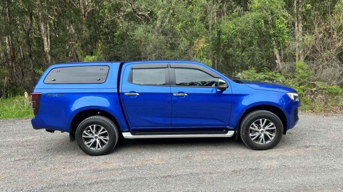 2025 Isuzu D-Max Tour Mate profile 1