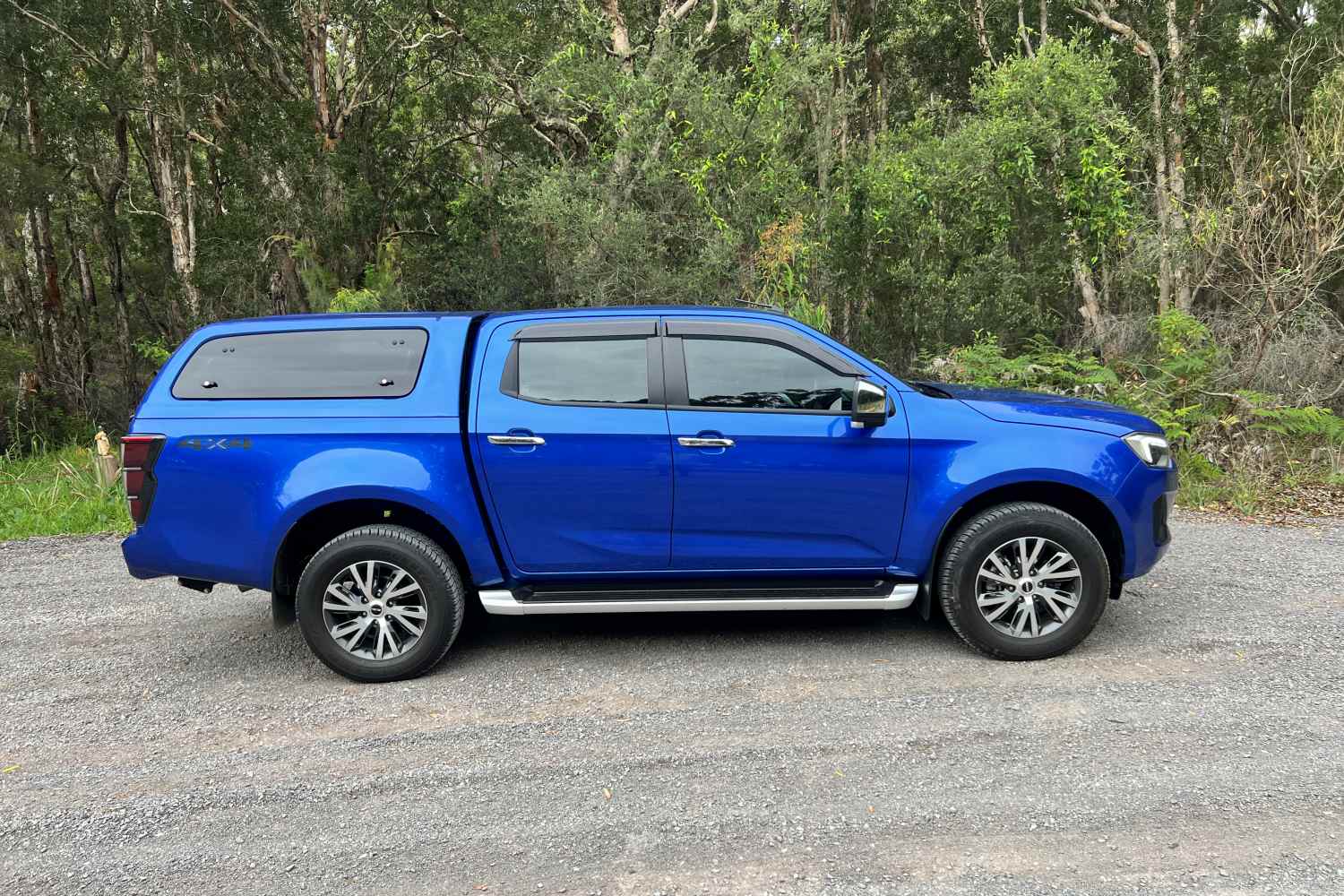 2025 Isuzu D-Max Tour Mate profile 1