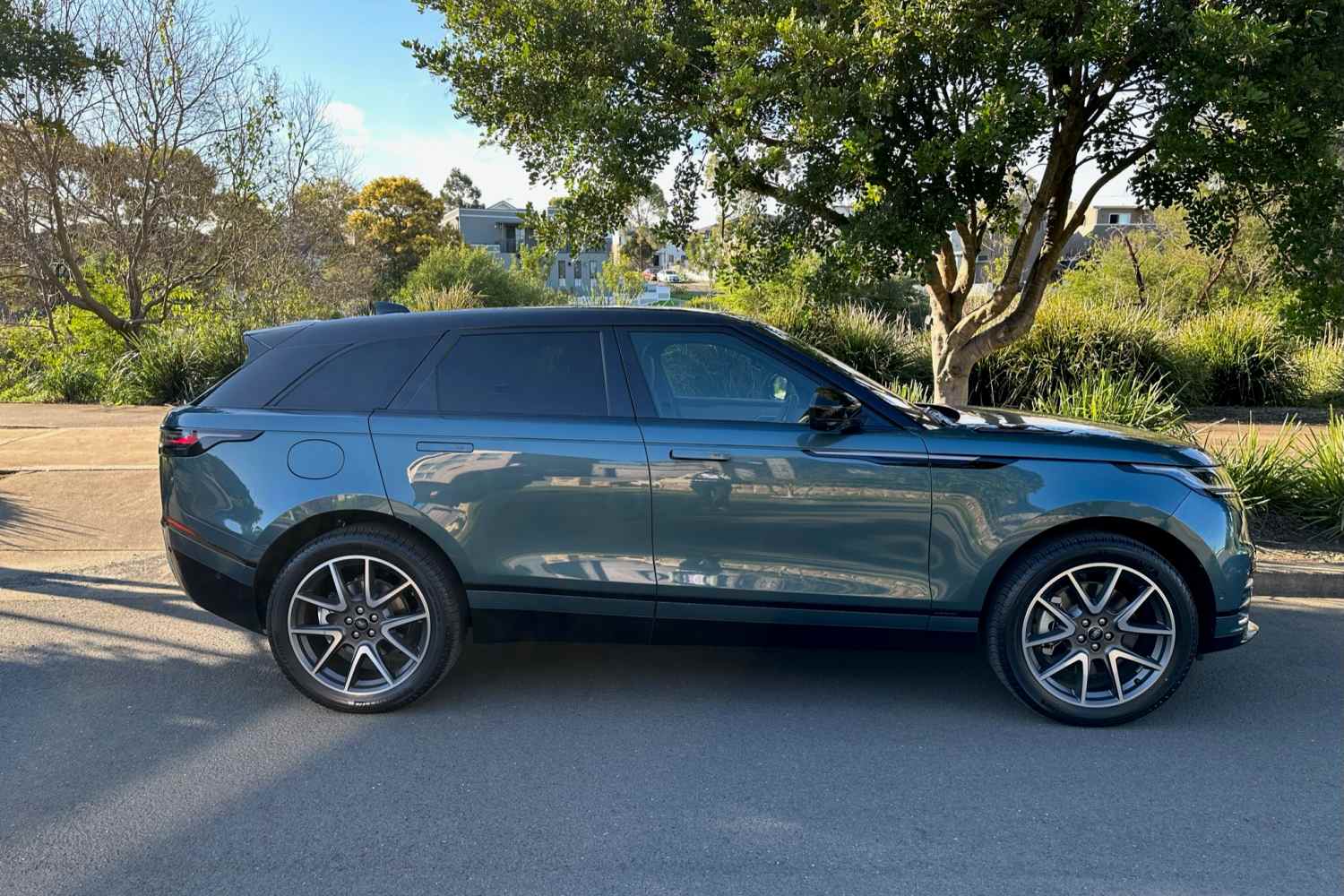 Range Rover Velar P400 e Autobiography [profile 1