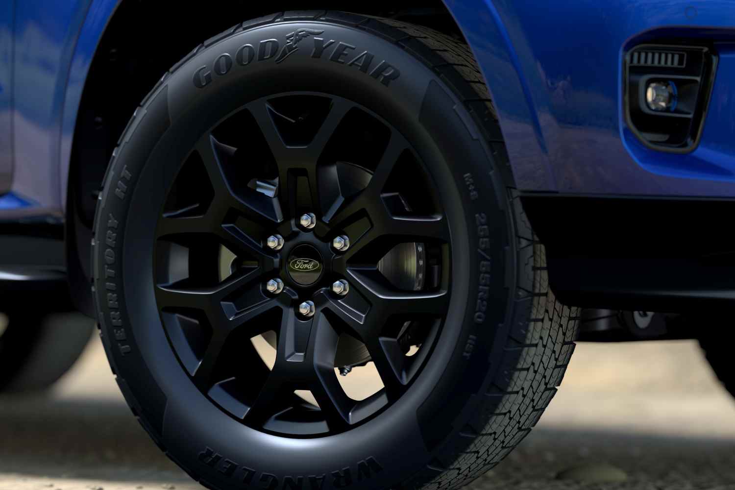 Everest_Sport_Bi-Turbo Wheels - Lightning Blue