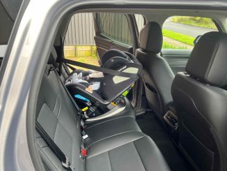 Haval H7 back seat with baby seat 1