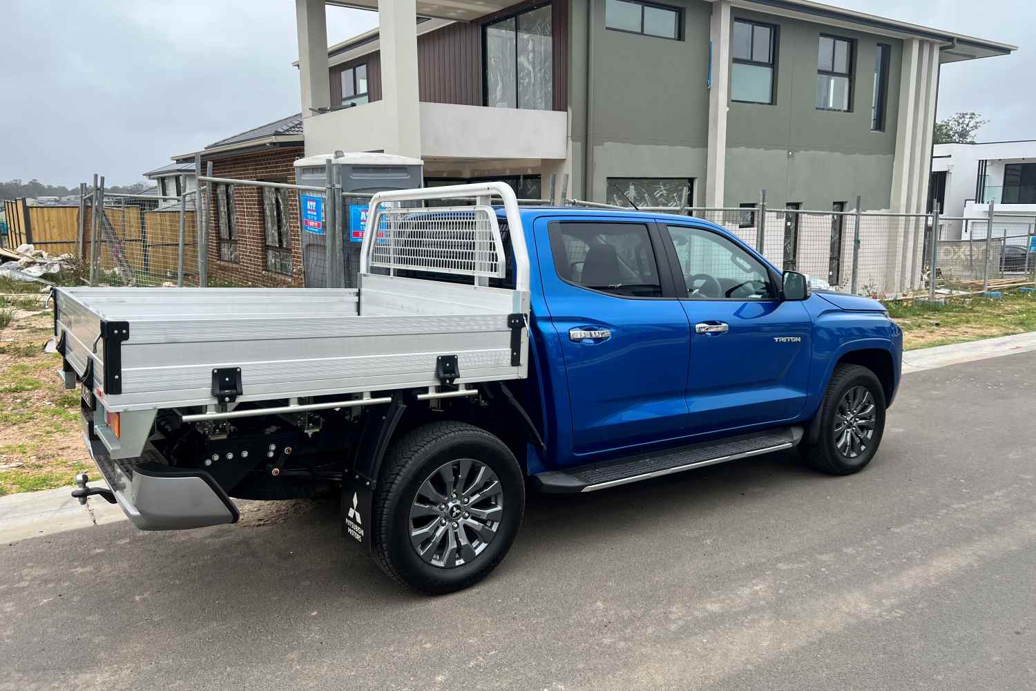 Mitsubishi Triton GLS Dual cab tray back 4WD Ute rear quarter 1