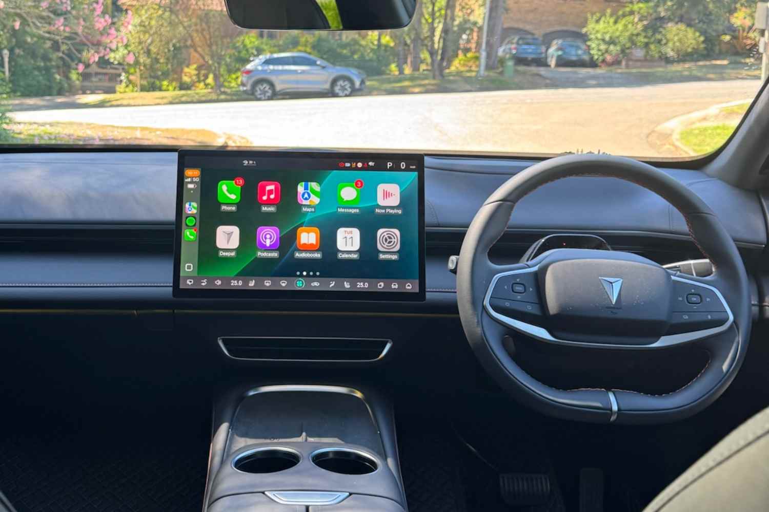 DEEPAL SO7 interior front 2