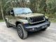 Jeep Gladiator Rubicon front quarter 1