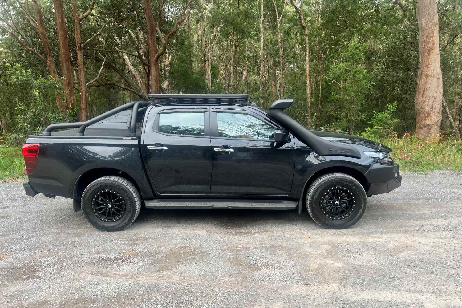 Mazda BT-50 GT profile 1