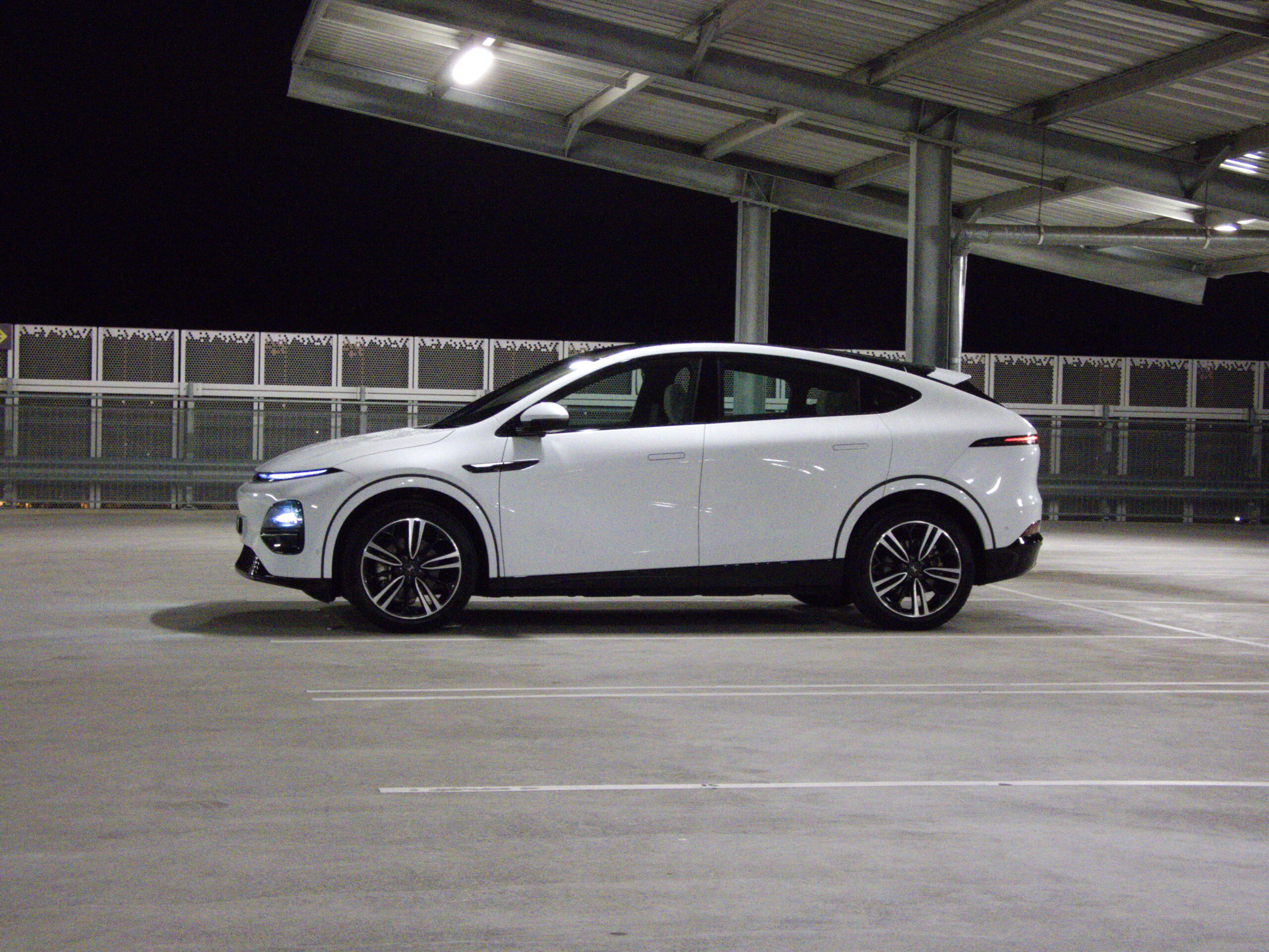 Xpeng-G6-Long-Range-Side-scaled