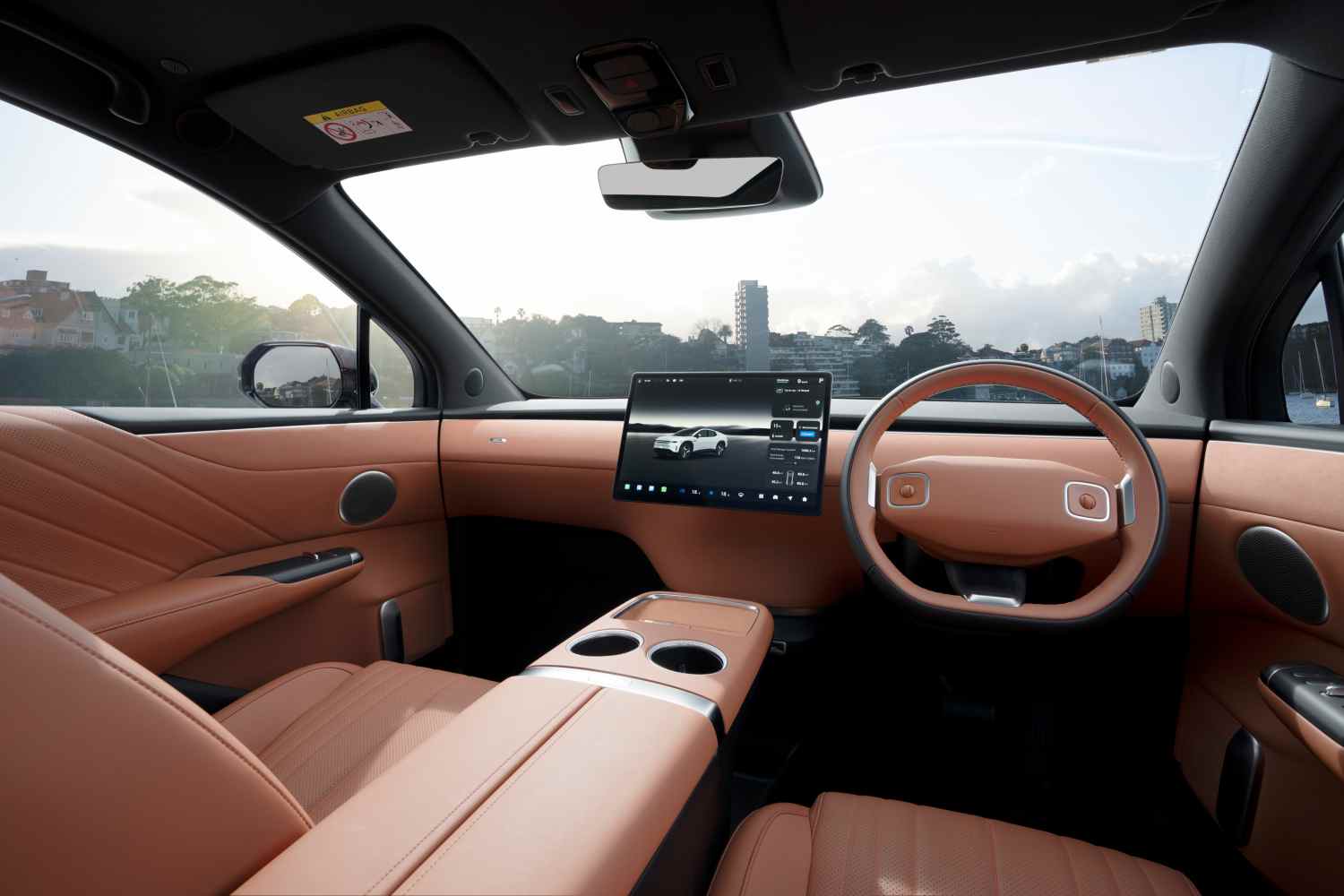 2025 DEEPAL E07 front interior 1