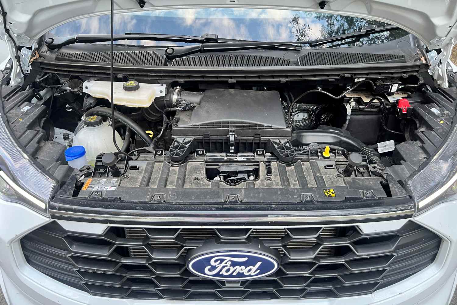 Ford Transit Custom Sport engine 1