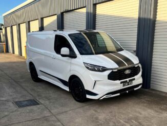 Ford Transit Custom Sport front quarter 1