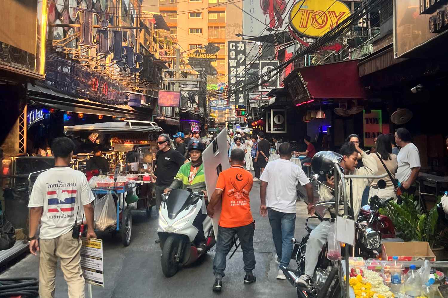 Scooters in thailand 