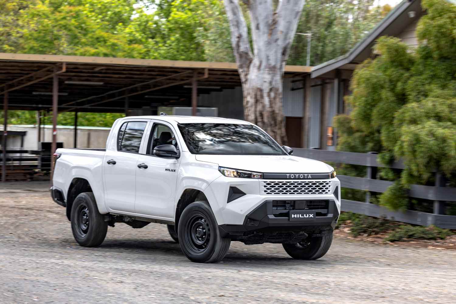 Toyota HiLux Workmate pickup front quarter 1