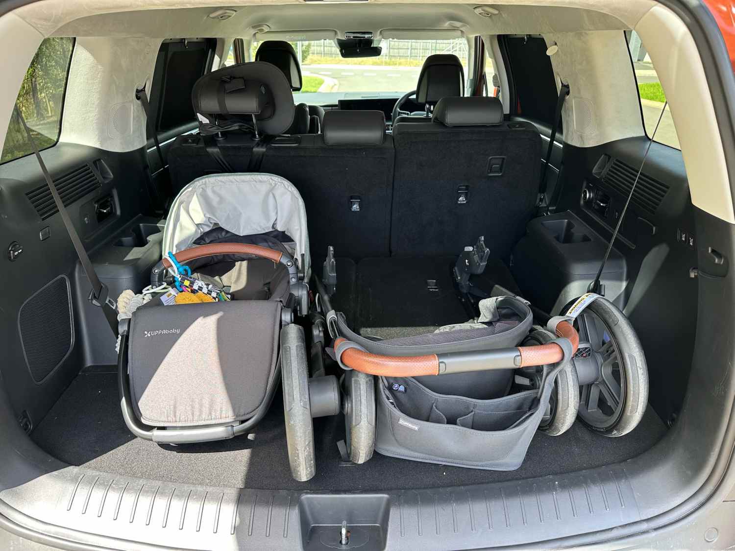 2026 Hyundai Santa Fe Caligraphy boot with baby gear 1